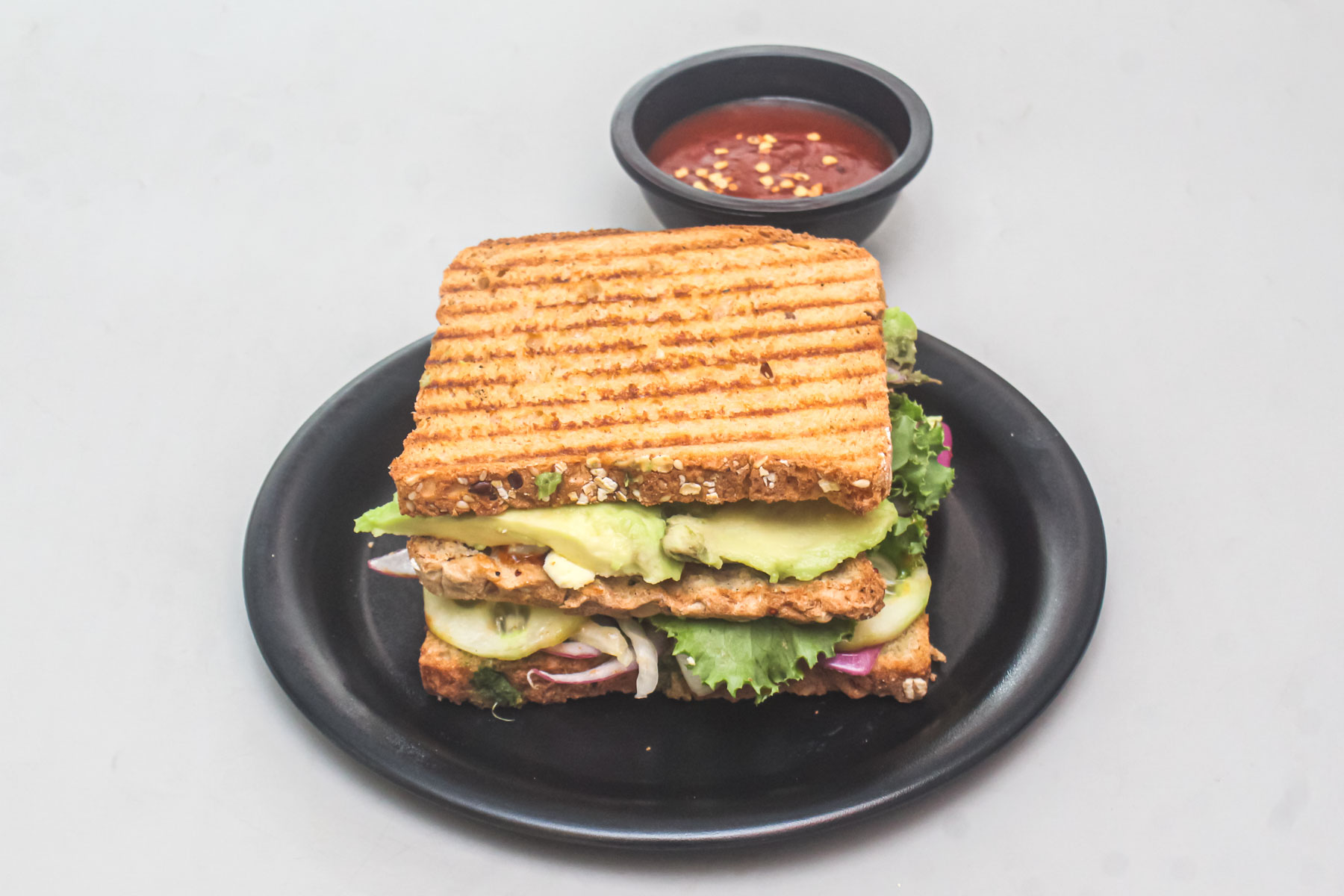 Avocado veg sandwich (premium)